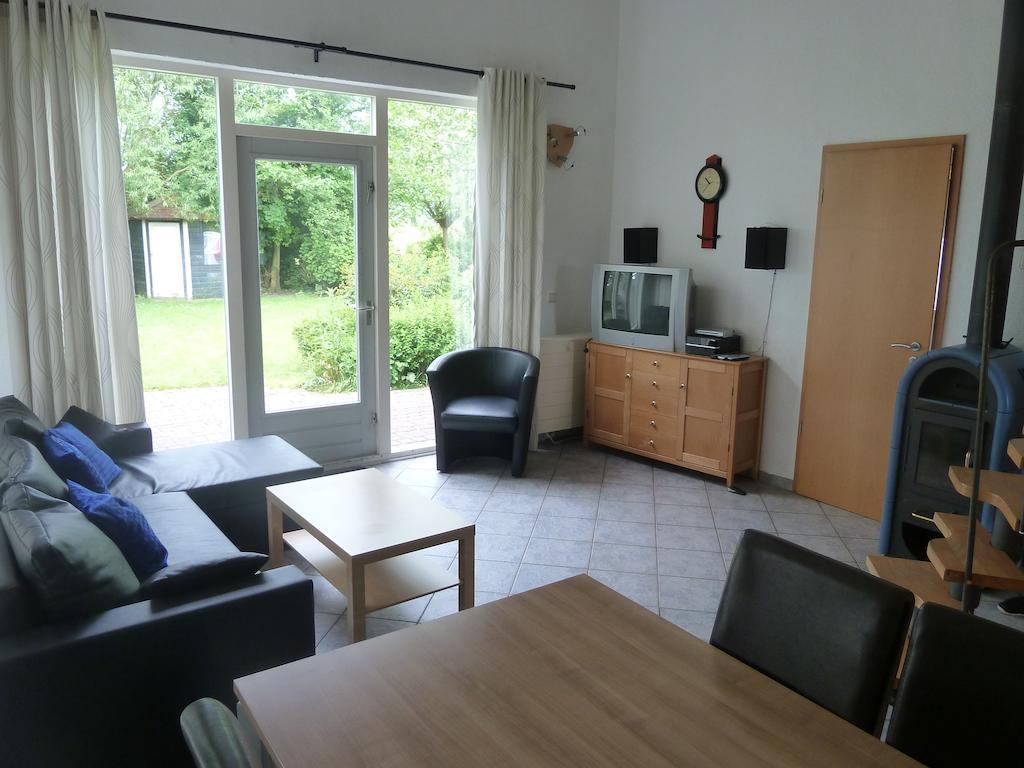 Ferienhaus Lisakowski Warmenhuizen Номер фото